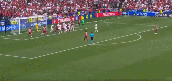 塞尔维亚倒计时绝对打平！约维奇扳平比分