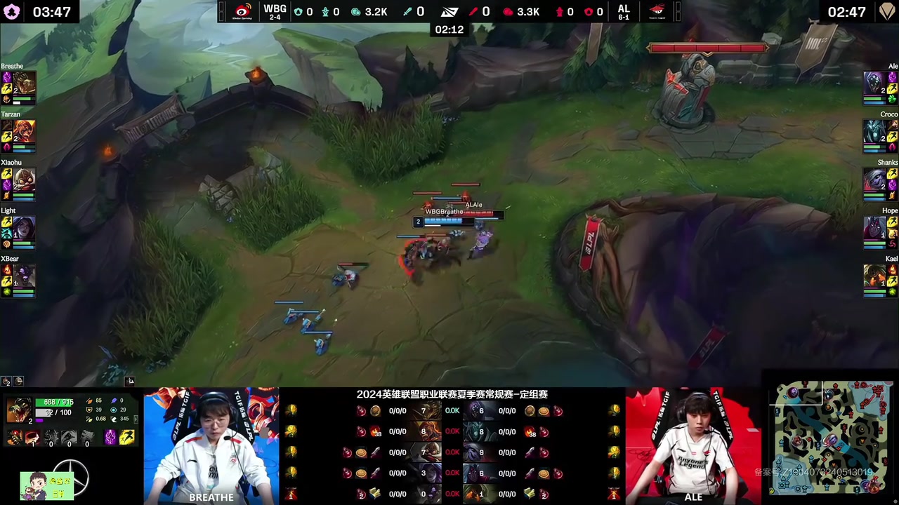 水晶哥在塔楼上看着小虎被香克斯杀死：说实话 我真的做不到！